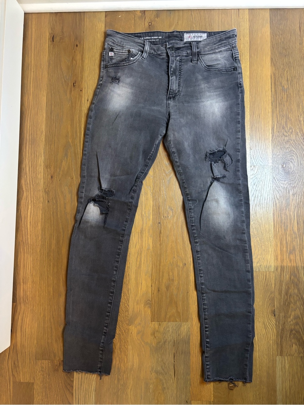 Ag Adriano Goldschmied Women's Skinny Ripped Gray-Black Jeans